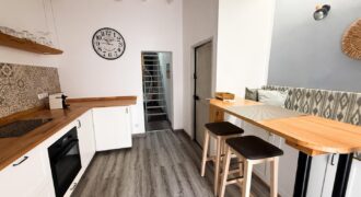 STYLISH REFURBISHED APARTMENT IN THE HEART OF SANTA CATALINA 318.800€