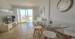 LUMINOSO Y MODERNO APARTAMENTO EN VENTA, COMPLEJO EL PUERTO 2