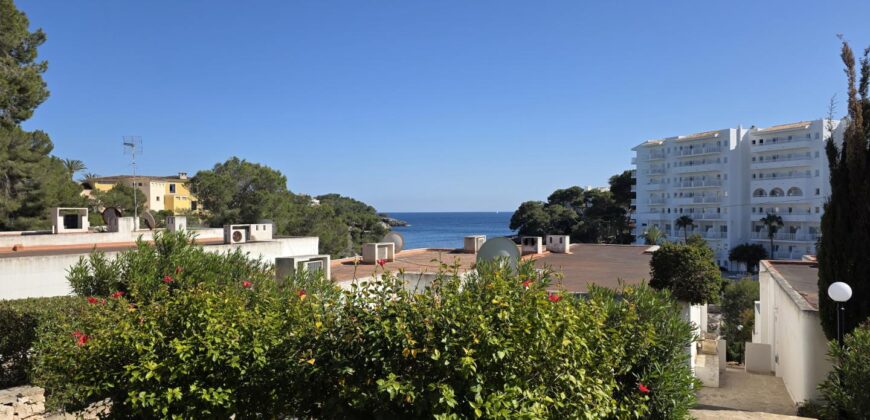 CHARMING GROUND-FLOOR APARTMENT WITH SEA VIEWS, CALA FERRERA 340.000€