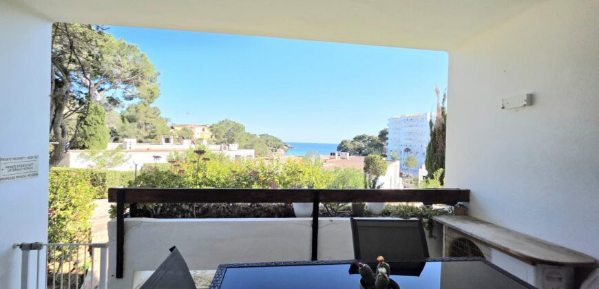 CHARMING GROUND-FLOOR APARTMENT WITH SEA VIEWS, CALA FERRERA 340.000€