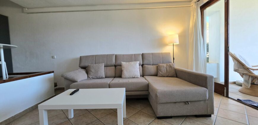 CHARMING GROUND-FLOOR APARTMENT WITH SEA VIEWS, CALA FERRERA 340.000€