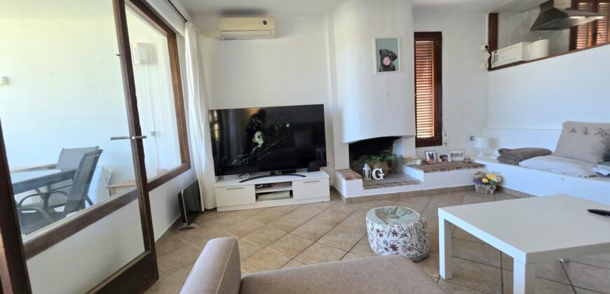 CHARMING GROUND-FLOOR APARTMENT WITH SEA VIEWS, CALA FERRERA 340.000€