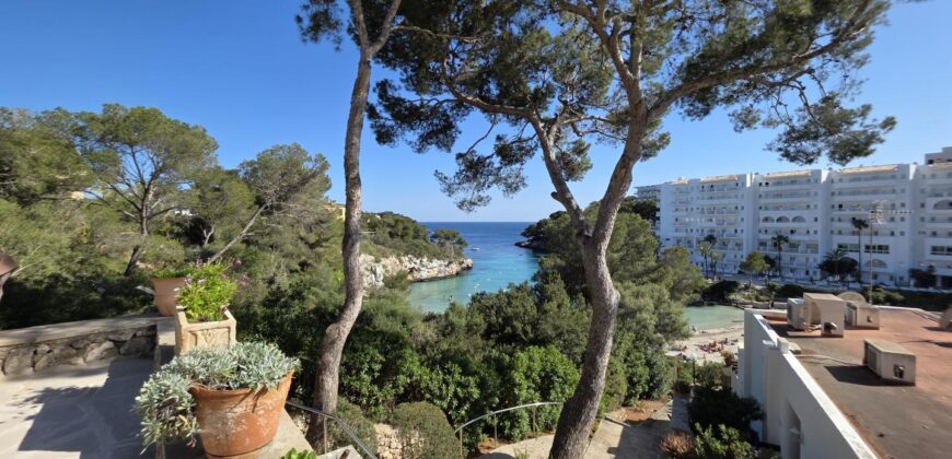 CHARMING GROUND-FLOOR APARTMENT WITH SEA VIEWS, CALA FERRERA 340.000€