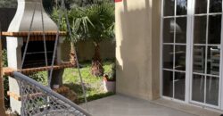 DOPPELHAUSHÄLFTE MIT GENEHMIGUNG ZUR FERIENVERMIETUNG, CALA MURADA 695.000 €