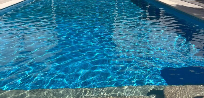 DOPPELHAUSHÄLFTE MIT GENEHMIGUNG ZUR FERIENVERMIETUNG, CALA MURADA 695.000 €