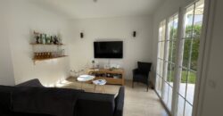 DOPPELHAUSHÄLFTE MIT GENEHMIGUNG ZUR FERIENVERMIETUNG, CALA MURADA 695.000 €