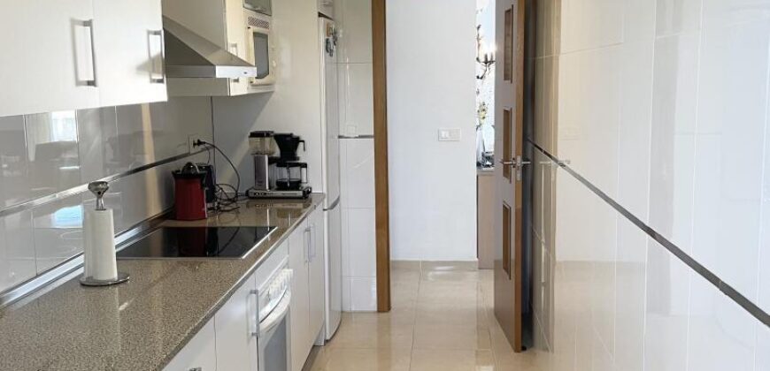 BRIGHT APARTMENT WITH STUNNING VIEWS, CALA DOMINGOS 379.000€