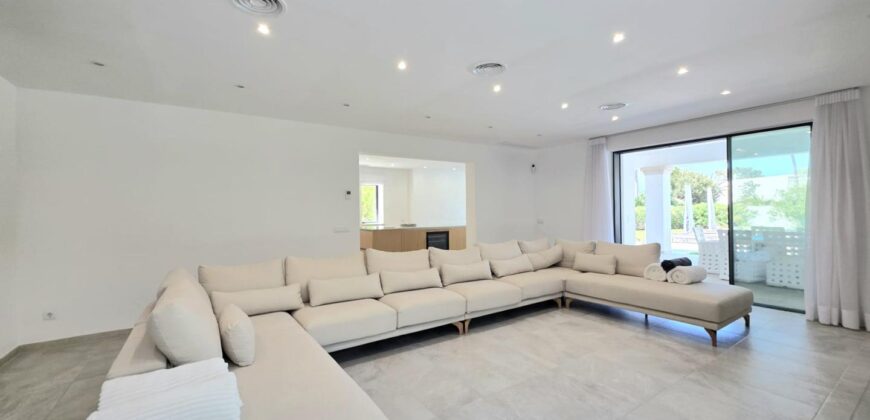 LUXURY VILLA IN THE PRESTIGE AREA OF “PUNTA DES PORT”, PORTOPETRO 2.495.000€
