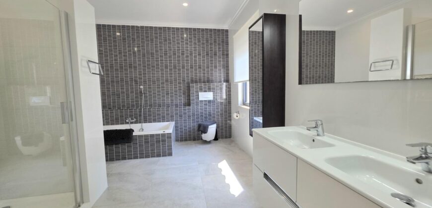LUXURY VILLA IN THE PRESTIGE AREA OF “PUNTA DES PORT”, PORTOPETRO 2.495.000€