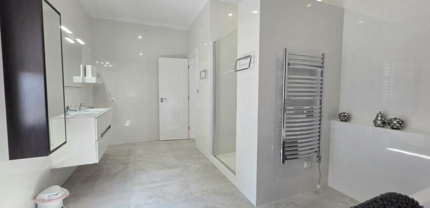 LUXURY VILLA IN THE PRESTIGE AREA OF “PUNTA DES PORT”, PORTOPETRO 2.495.000€