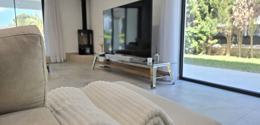 LUXURY VILLA IN THE PRESTIGE AREA OF “PUNTA DES PORT”, PORTOPETRO 2.495.000€
