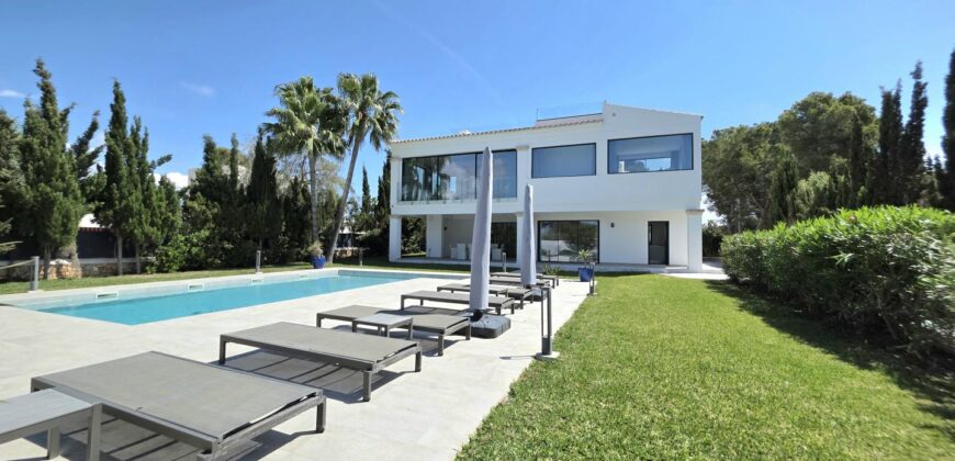 LUXURY VILLA IN THE PRESTIGE AREA OF “PUNTA DES PORT”, PORTOPETRO 2.495.000€