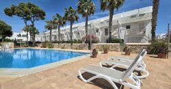 FANTÁSTICA CASA ADOSADA DE ESTILO MODERNO EN HERMOSO COMPLEJO, CALA EGOS