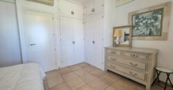 FANTÁSTICA CASA ADOSADA DE ESTILO MODERNO EN HERMOSO COMPLEJO, CALA EGOS