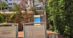 FANTÁSTICA CASA ADOSADA DE ESTILO MODERNO EN HERMOSO COMPLEJO, CALA EGOS