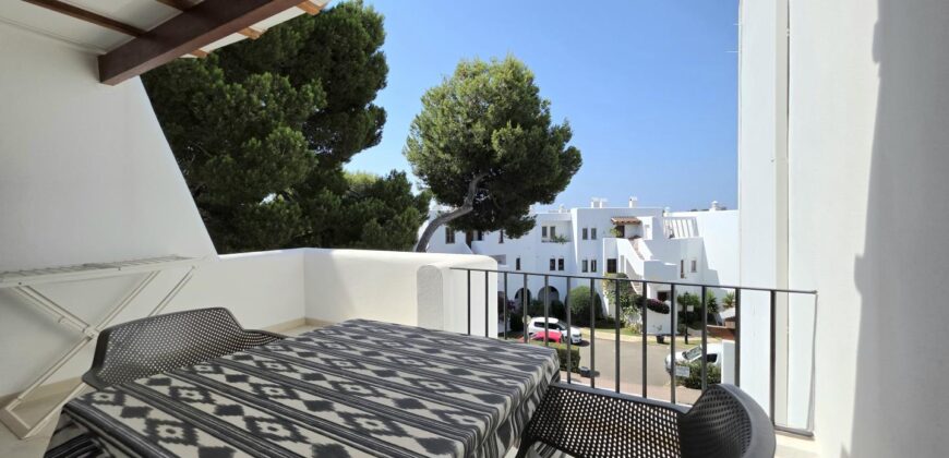 CORNER PENTHOUSE WITH SEVERAL TERRACES AND EXCEPTIONAL NATURAL LIGHT IN CALA D’OR