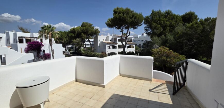 CORNER PENTHOUSE WITH SEVERAL TERRACES AND EXCEPTIONAL NATURAL LIGHT IN CALA D’OR