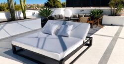EXCEPTIONAL PENTHOUSE WITH STUNNING SEA VIEWS IN PORTOCOLOM