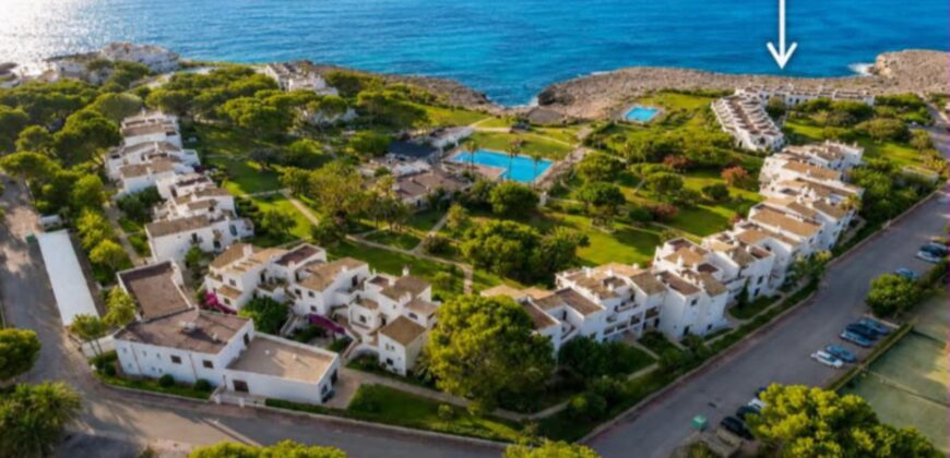 FRONTLINE DUPLEX APARTMENT WITH STUNNING SEA VIEWS – PARQUE MAR, CALA D’OR
