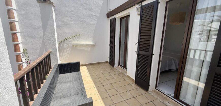 FRONTLINE DUPLEX APARTMENT WITH STUNNING SEA VIEWS – PARQUE MAR, CALA D’OR