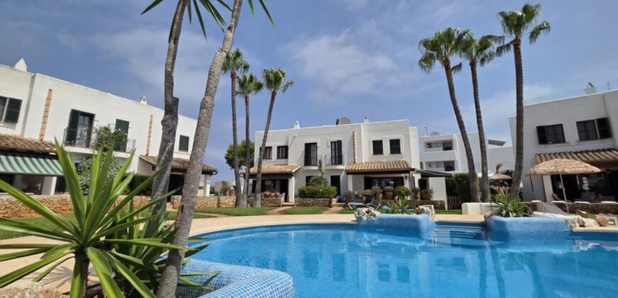 CHARMING HOUSE IN AN EXCLUSIVE GATED COMMUNITY IN CALA EGOS 599.500€