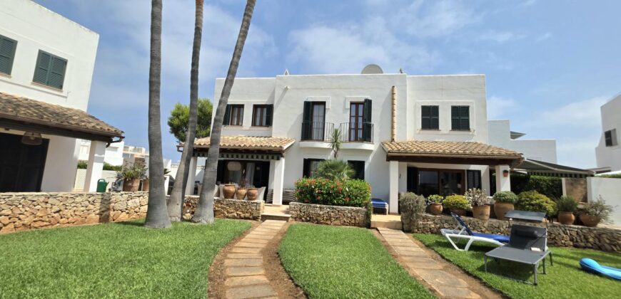 CHARMING HOUSE IN AN EXCLUSIVE GATED COMMUNITY IN CALA EGOS 599.500€