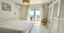 EXCLUSIVO APARTAMENTO DÚPLEX EN PRIMERA LÍNEA DE MAR – PARQUE MAR, CALA D’OR