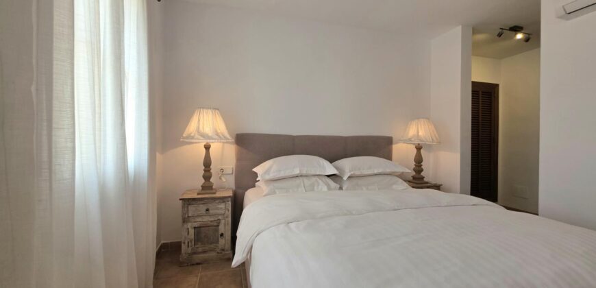 CHARMING HOUSE IN AN EXCLUSIVE GATED COMMUNITY IN CALA EGOS 599.500€