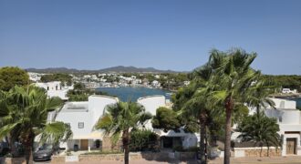 ÁTICO CON VISTAS AL MAR EN ES FORTI — 395 000 €