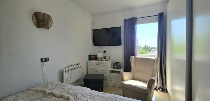 TOP-FLOOR APARTMENT – CALA D’OR MARINA