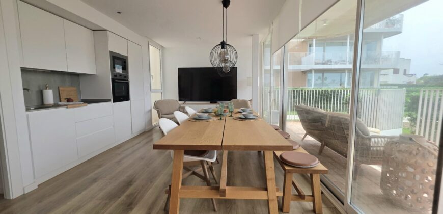 LUMINOSO APARTAMENTO CON JARDÍN PRIVADO – 389 000€