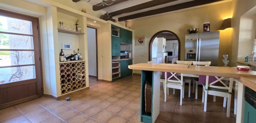 CHARMING AND AUTHENTIC MALLORCAN COUNTRY HOUSE