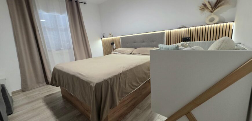 GROUND FLOOR APARTMENT A STONE’S THROW FROM THE CALA D’OR MARINA 