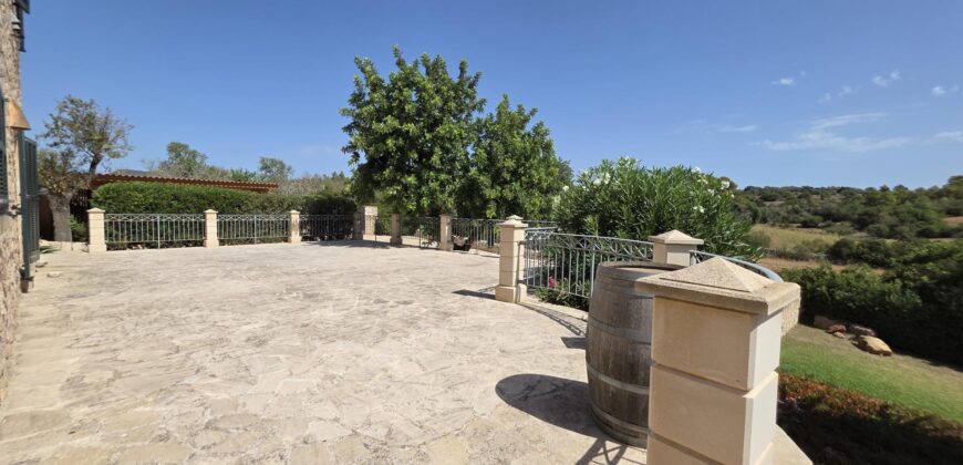 CHARMING AND AUTHENTIC MALLORCAN COUNTRY HOUSE