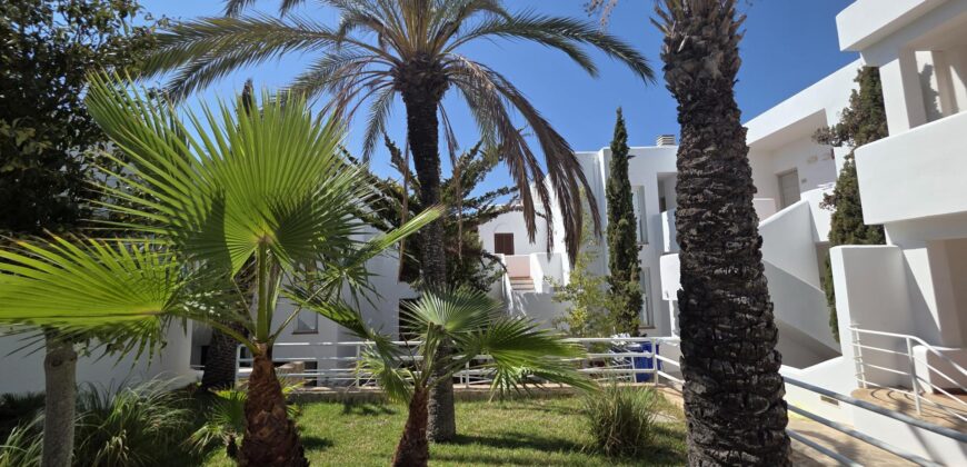 TOP-FLOOR APARTMENT – CALA D’OR MARINA