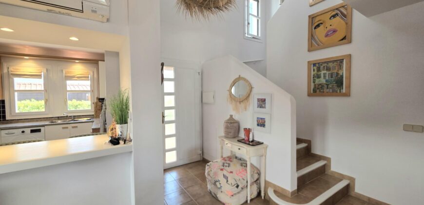 CHARMING HOUSE IN AN EXCLUSIVE GATED COMMUNITY IN CALA EGOS 