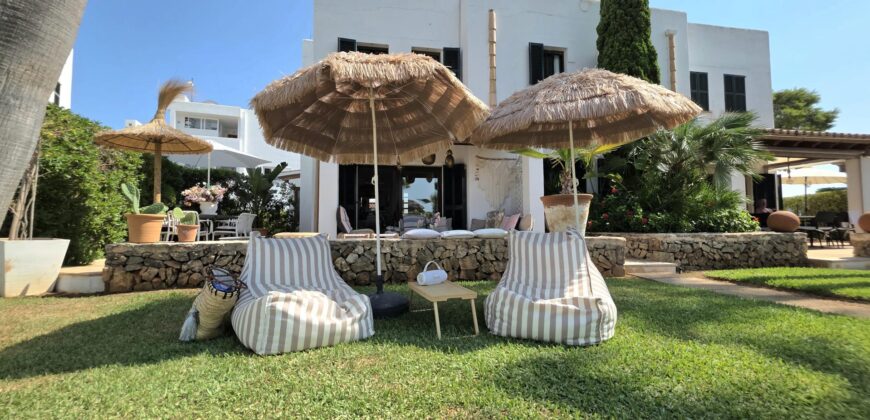 CHARMING HOUSE IN AN EXCLUSIVE GATED COMMUNITY IN CALA EGOS 