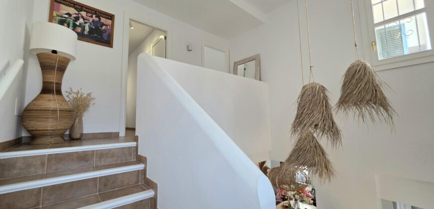 CHARMING HOUSE IN AN EXCLUSIVE GATED COMMUNITY IN CALA EGOS 