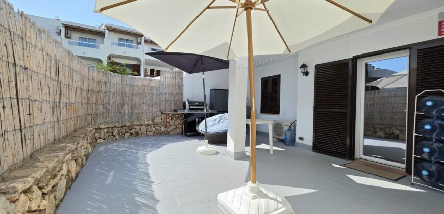 GROUND FLOOR APARTMENT A STONE’S THROW FROM THE CALA D’OR MARINA 