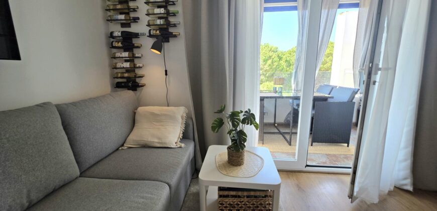 TOP-FLOOR APARTMENT – CALA D’OR MARINA
