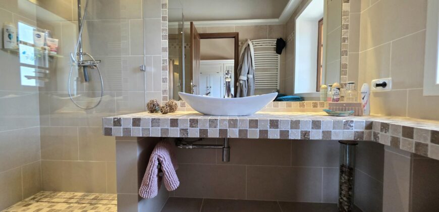 CHARMING AND AUTHENTIC MALLORCAN COUNTRY HOUSE