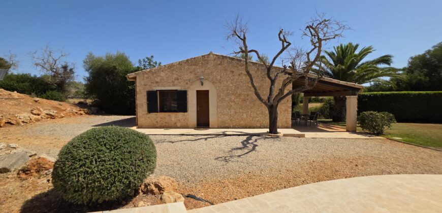 CHARMING AND AUTHENTIC MALLORCAN COUNTRY HOUSE