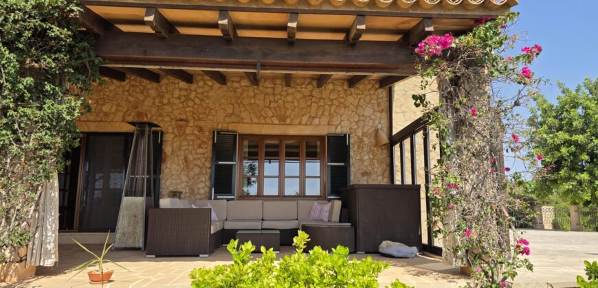 CHARMING AND AUTHENTIC MALLORCAN COUNTRY HOUSE