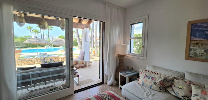 CHARMING HOUSE IN AN EXCLUSIVE GATED COMMUNITY IN CALA EGOS 