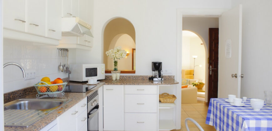 IBIZAN-STYLE VILLA WITH A TOURIST RENTAL LICENCE IN CALA EGOS