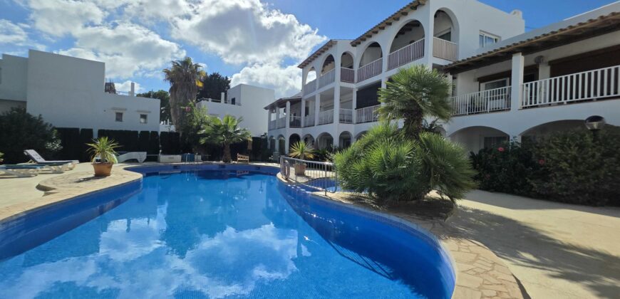 MODERN PENTHOUSE IN CALA D’OR WITH SPACIOUS TERRACE, 319.500€