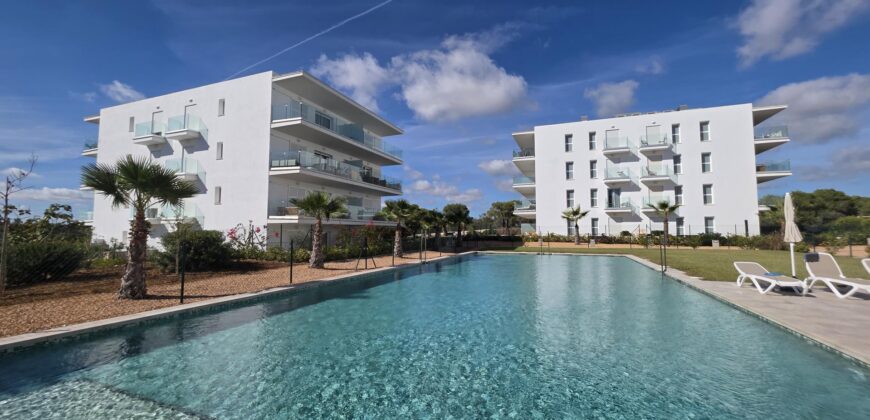 MODERN APARTMENT WITH LARGE PRIVATE GARDEN IN THE COMPASS RESIDENTIAL COMPLEX