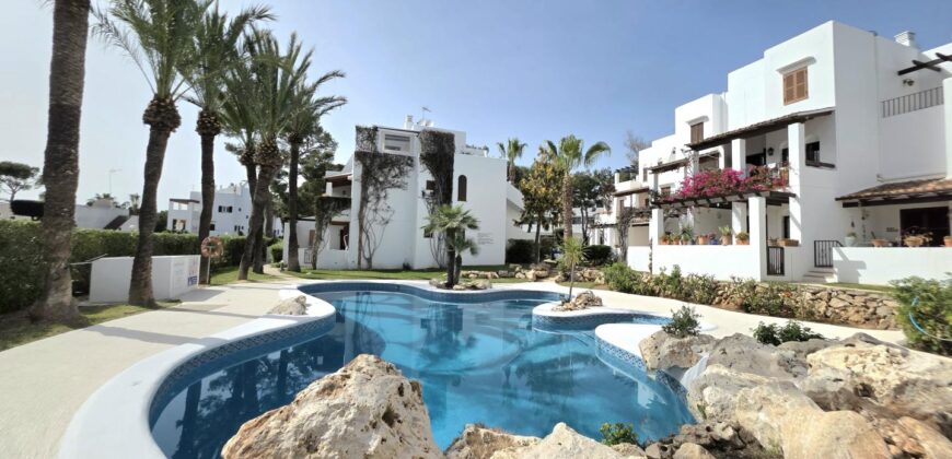 A LITTLE GEM IN CALA D’OR – GROUND-FLOOR APARTMENT BETWEEN TWO BEAUTIFUL BEACHES – €399,900