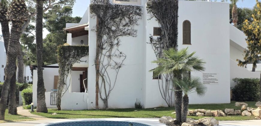 A LITTLE GEM IN CALA D’OR – GROUND-FLOOR APARTMENT BETWEEN TWO BEAUTIFUL BEACHES – €399,900