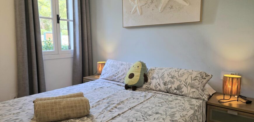 A LITTLE GEM IN CALA D’OR – GROUND-FLOOR APARTMENT BETWEEN TWO BEAUTIFUL BEACHES – €399,900